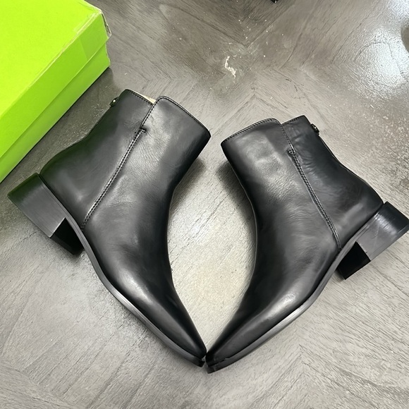 Sam Edelman Thatcher Ankle Bootie - Picture 10 of 12